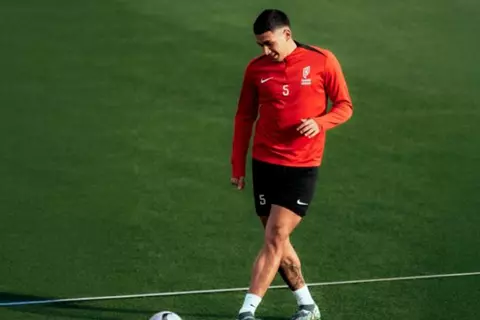 تقارير: لاعب القادسية السعودي ينتقل إلى باير ليفركوزن الألماني